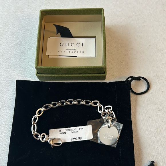 Gucci Brand New Silver Bracelet with dust bag and box - Picture 1 of 16